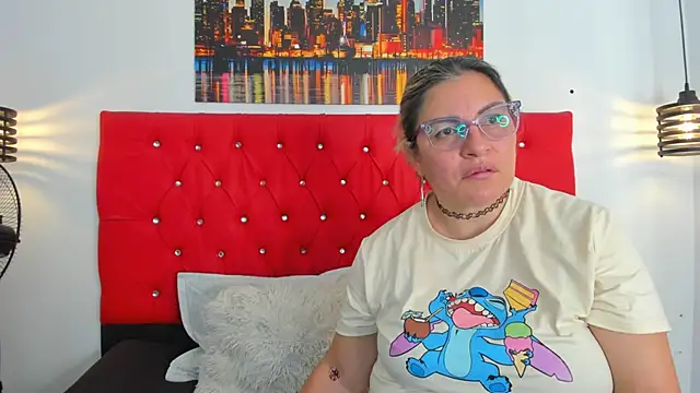 carolinacrus01 online show from 02-16-26, 02:05