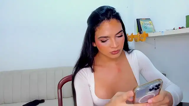 ISA BELLA VZL online show from 06-30-26, 05:13