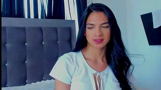 ISA BELLA VZL online show from 09-21-25, 02:55