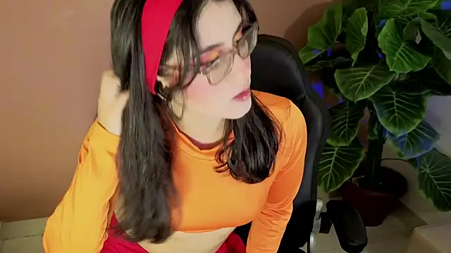 LiLLiAnderson online show from 10-04-25, 11:34