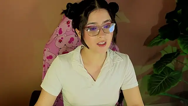 LiLLiAnderson online show from 09-13-25, 11:54