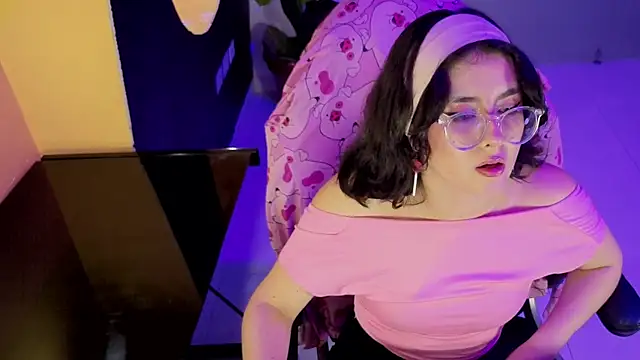 LiLLiAnderson online show from 10-12-25, 11:55