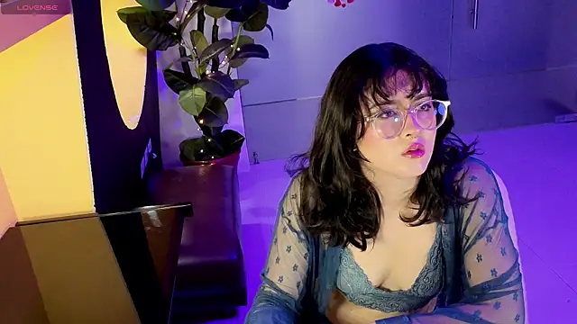 LiLLiAnderson online show from 03-28-26, 11:44