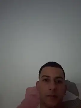 Snapshot of Neymarjunior08 chatting on 06-26-26, 05:30 Neymarjunior08 online show from 06-26-26, 05:30