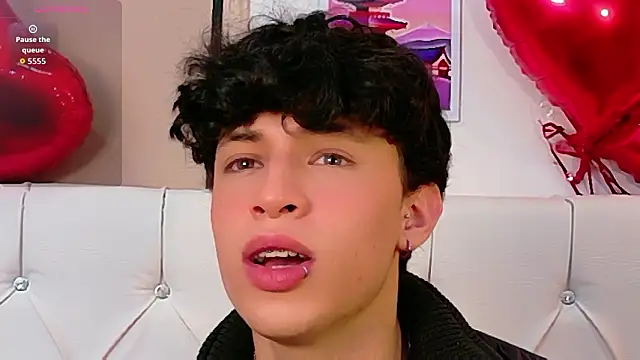 Axel  Evans online show from 02-20-26, 01:13