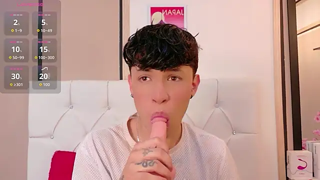 Axel  Evans online show from 04-15-26, 12:32