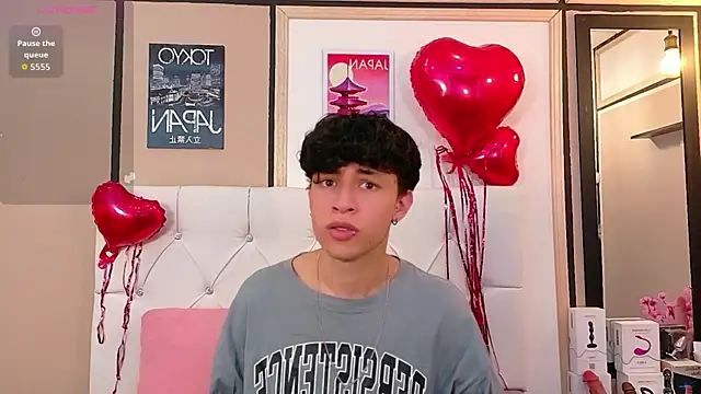 Axel  Evans online show from 02-13-26, 01:11