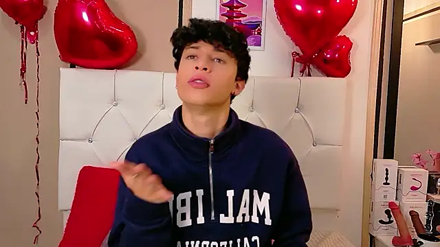 Axel  Evans online show from 02-24-26, 01:12