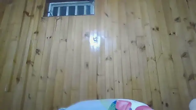 Roselingalvis13 online show from 10-31-25, 03:03