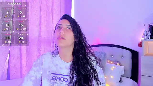 Snapshot of my_aleja_ chatting on 01-18-26, 03:26 my aleja online show from 01-18-26, 03:26