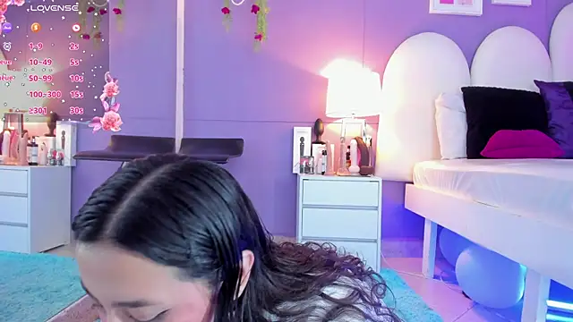 my aleja  online show from 10-16-25, 01:19