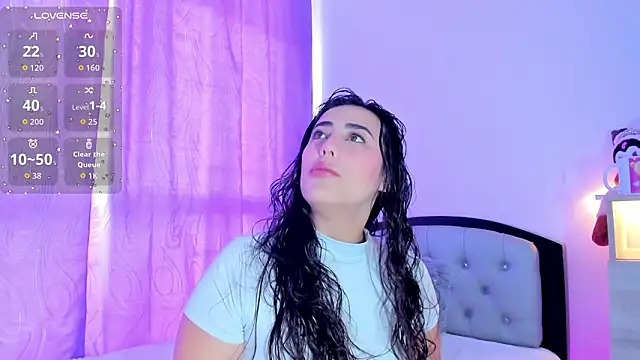 Snapshot of my_aleja_ chatting on 02-07-26, 01:08 my aleja online show from 02-07-26, 01:08