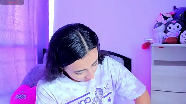 Snapshot of my_aleja_ chatting on 04-16-26, 08:09 my aleja online show from 04-16-26, 08:09