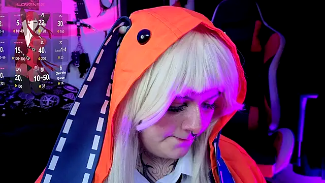 Mariana velezz online show from 11-20-25, 04:02