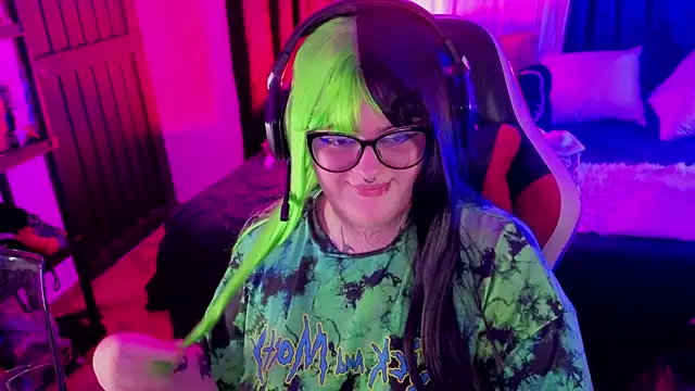 Mariana velezz online show from 04-16-26, 06:25