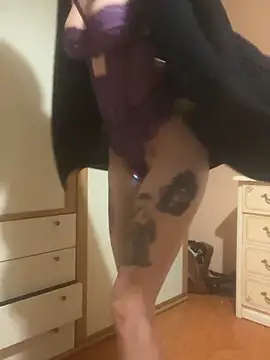 SarettaB90 online show from 12-14-25, 06:30