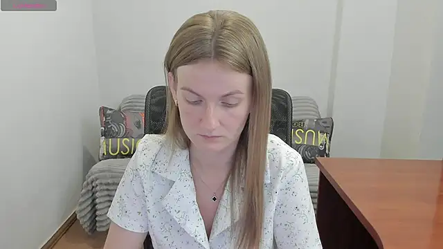Snapshot of Alisha_Skyes chatting on 07-02-26, 03:23 Alisha Skyes online show from 07-02-26, 03:23