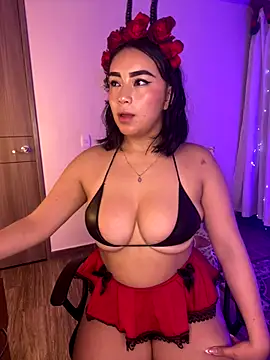 Dafnee sr online show from 12-20-25, 05:43