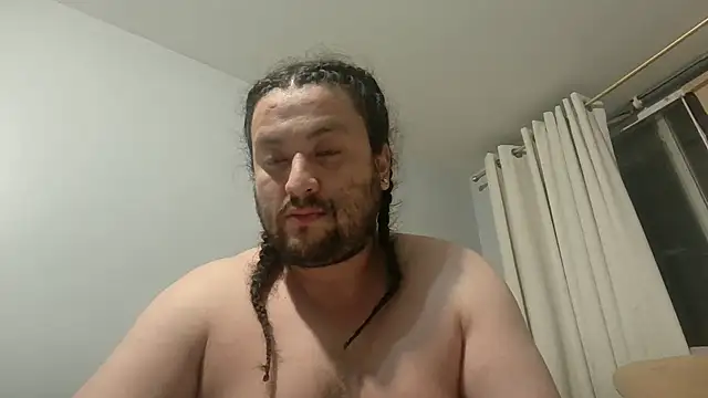 Snapshot of You-father chatting on 09-16-25, 02:34 You-father online show from 09-16-25, 02:34