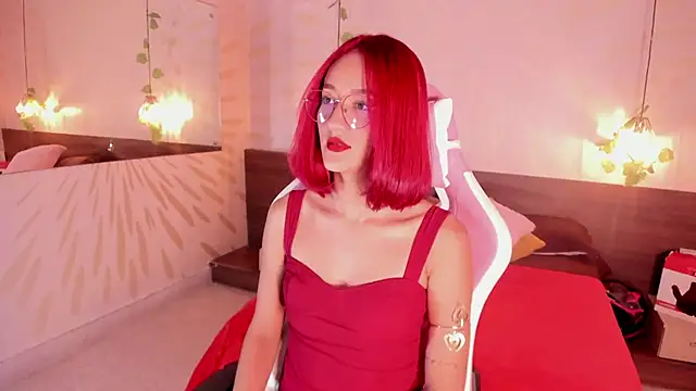 Snapshot of daphne_courtis chatting on 09-26-25, 03:13 daphne courtis online show from 09-26-25, 03:13