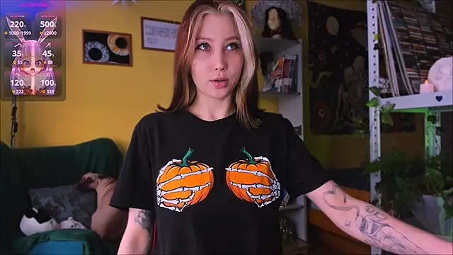 Nicole matt online show from 10-26-25, 11:43