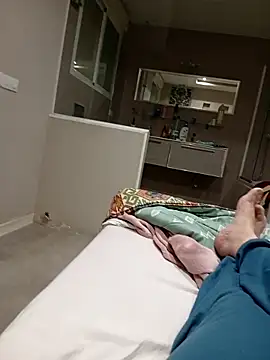 Snapshot of Exterminador48 chatting on 02-11-26, 09:47 Exterminador48 online show from 02-11-26, 09:47