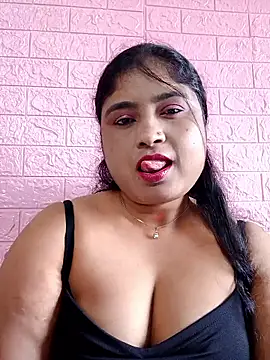 Snapshot of hornyriyanka chatting on 10-11-25, 02:12 hornyriyanka online show from 10-11-25, 02:12