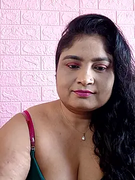 hornyriyanka online show from 11-19-25, 03:17