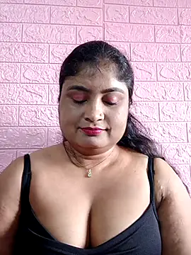 Snapshot of hornyriyanka chatting on 10-04-25, 02:13 hornyriyanka online show from 10-04-25, 02:13