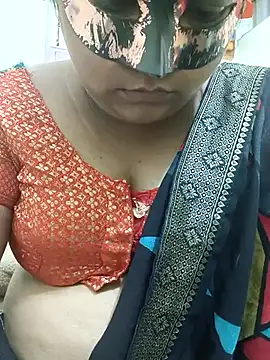 Snapshot of dhanshri143 chatting on 09-17-25, 07:21 dhanshri143 online show from 09-17-25, 07:21