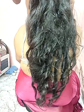 dhanshri143 online show from 07-07-26, 07:23