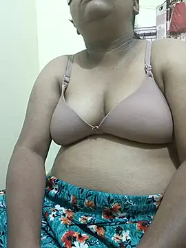 dhanshri143 online show from 11-20-25, 02:23