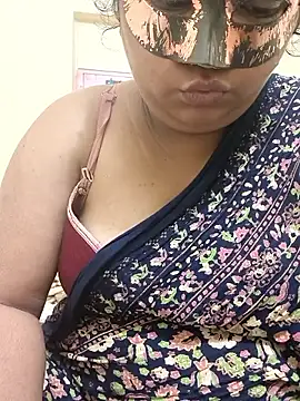 Snapshot of dhanshri143 chatting on 09-18-25, 03:42 dhanshri143 online show from 09-18-25, 03:42