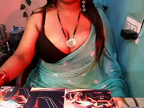 Snapshot of PREETI_BABY chatting on 05-05-26, 09:12 PREETI BABY online show from 05-05-26, 09:12