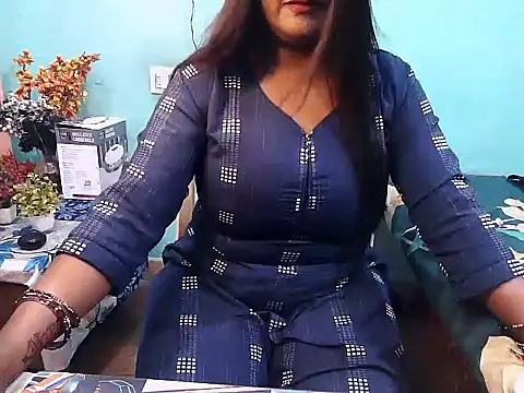 PREETI BABY online show from 10-22-25, 04:34