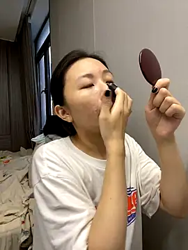 haiyan125216 online show from 10-11-25, 09:21