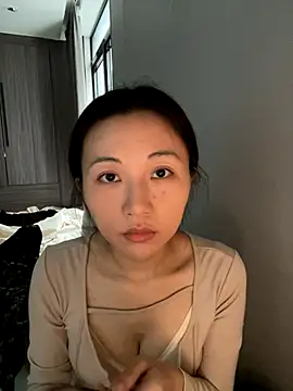 haiyan125216 online show from 11-13-25, 06:39