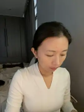 haiyan125216 online show from 11-11-25, 05:35