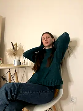 milanabaileys  online show from 11-30-25, 05:36