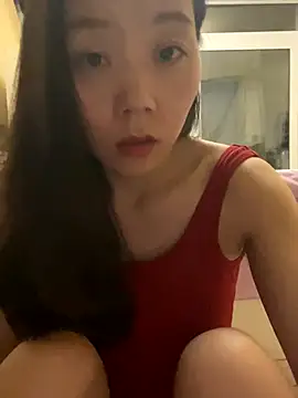 Snapshot of xinmeng-000 chatting on 09-27-25, 06:03 xinmeng-000 online show from 09-27-25, 06:03