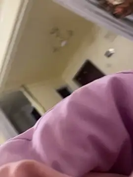 Snapshot of xinmeng-000 chatting on 02-22-26, 07:15 xinmeng-000 online show from 02-22-26, 07:15