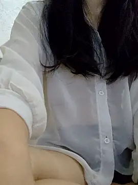 Snapshot of Maria2299 chatting on 07-11-26, 04:51 Maria2299 online show from 07-11-26, 04:51