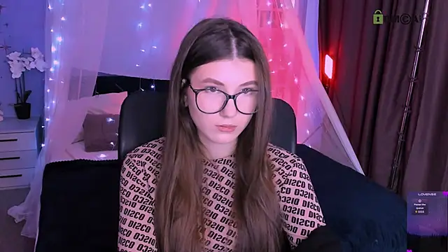 lissa night online show from 12-19-25, 10:17