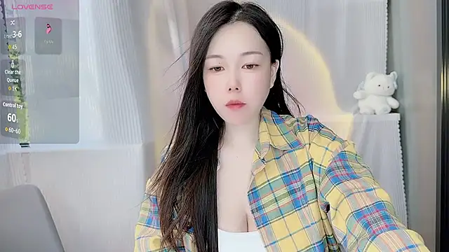 Snapshot of Bella_Ava chatting on 09-14-25, 07:31 Bella Ava online show from 09-14-25, 07:31