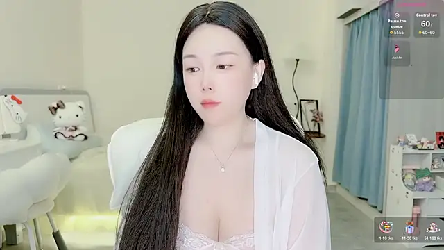Snapshot of Bella_Ava chatting on 06-07-26, 11:21 Bella Ava online show from 06-07-26, 11:21