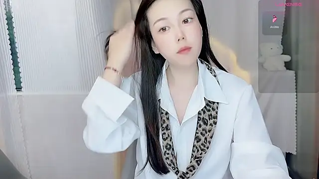 Snapshot of Bella_Ava chatting on 09-28-25, 11:12 Bella Ava online show from 09-28-25, 11:12