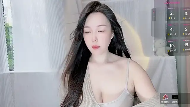 Snapshot of Bella_Ava chatting on 09-25-25, 01:22 Bella Ava online show from 09-25-25, 01:22