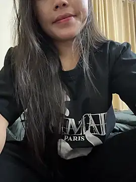 Snapshot of Bella_7777 chatting on 05-03-26, 01:25 Bella 7777 online show from 05-03-26, 01:25