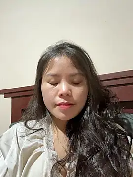 Snapshot of Bella_7777 chatting on 02-26-26, 03:45 Bella 7777 online show from 02-26-26, 03:45