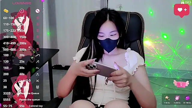 HanaYourlove online show from 04-13-26, 07:23